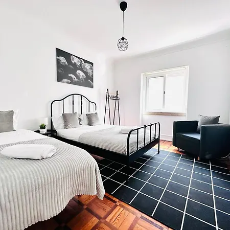 Rooms, Location For Tourists ホステル リスボン